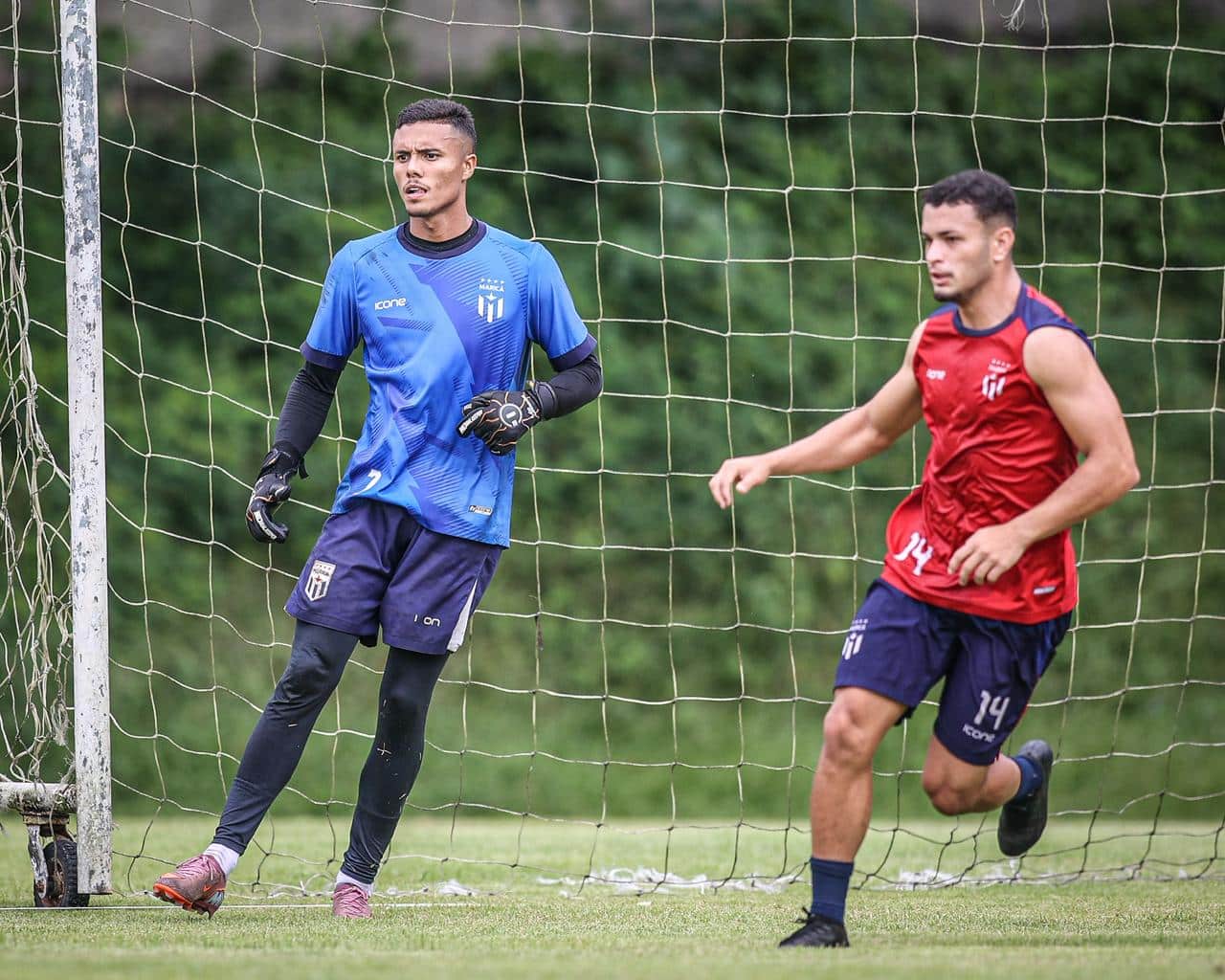 Allan, formado no Vasco, reencontra o técnico Marcus Alexandre e inicia sua trajetória no Maricá FC